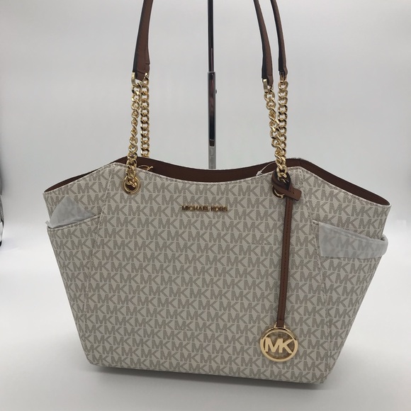 Michael Kors Handbags - Michael Kors JST LG Chain Shoulder Bag